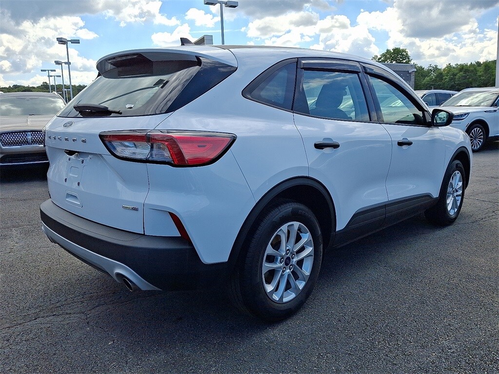 2020 Ford Escape S photo 3