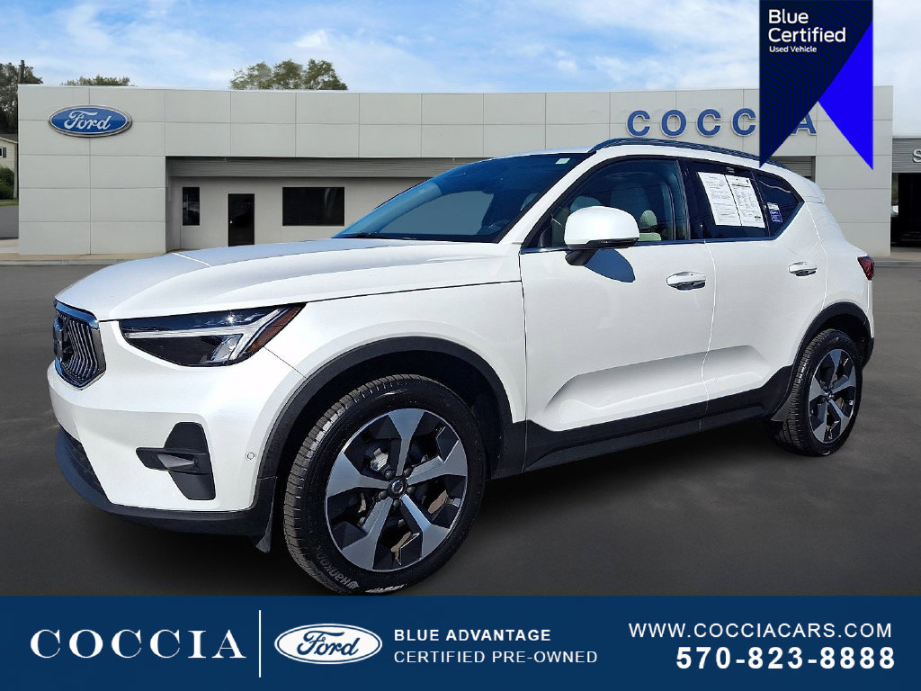 2023 Volvo XC40