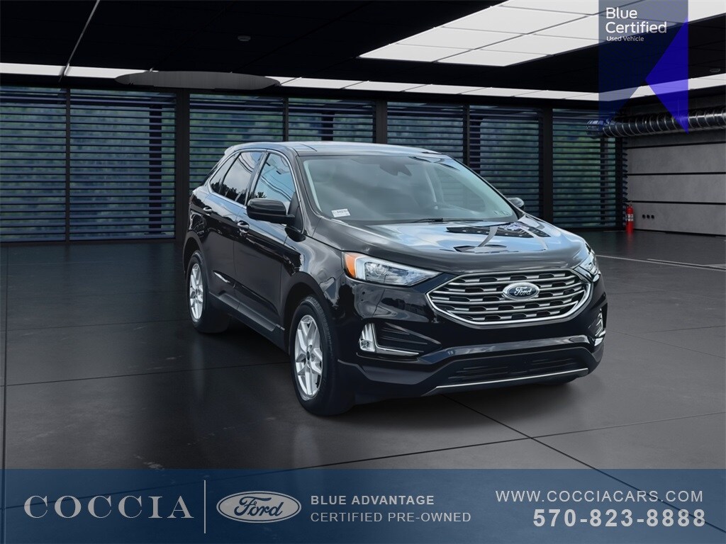 2022 Ford Edge SEL photo 2