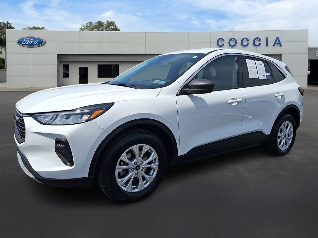 2023 Ford Escape's photo