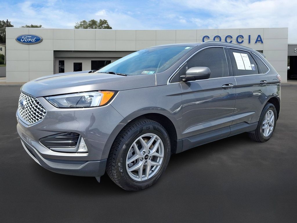 2023 Ford Edge SEL AWD's photo