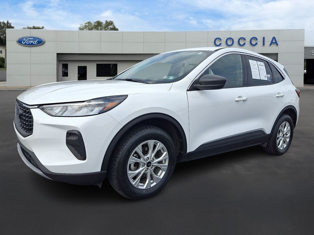 2023 Ford Escape