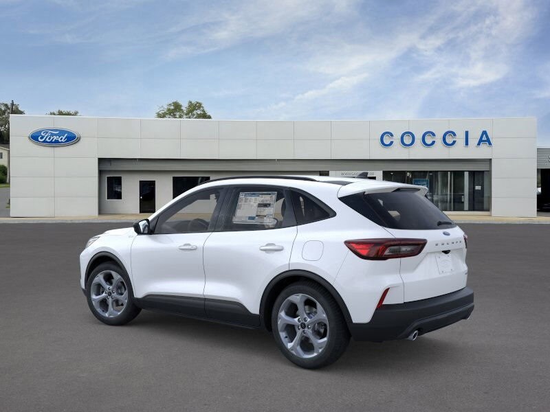 2026 Ford Escape ST-Line photo 3