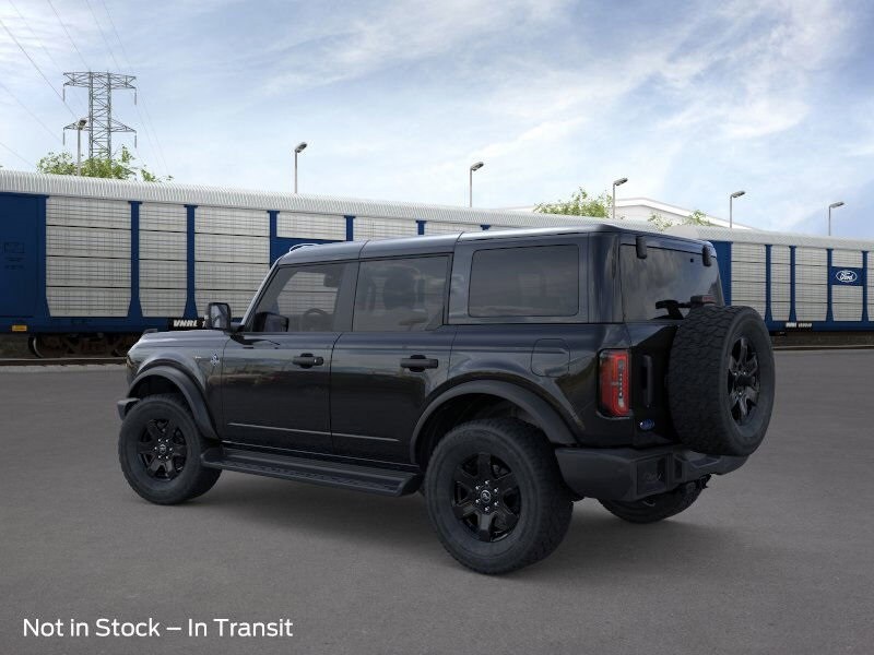 2025 Ford Bronco Outer Banks photo 4