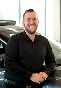 Staff member Dustin Zellers from ID_837b8a127ba6