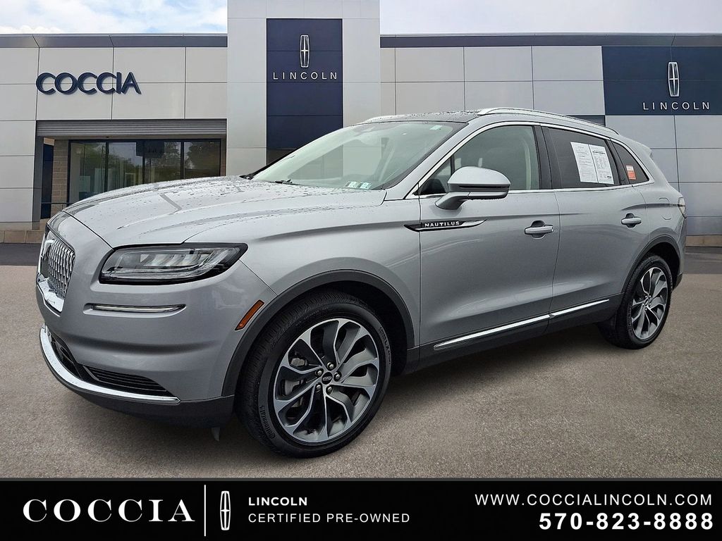 2022 Lincoln Nautilus Reserve AWD's photo
