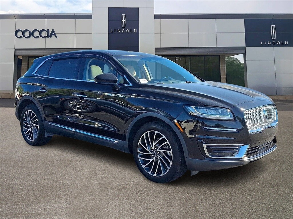 2019 Lincoln Nautilus Reserve photo 3
