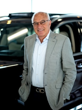 Staff member Joe Coccia from ID_626df972432f