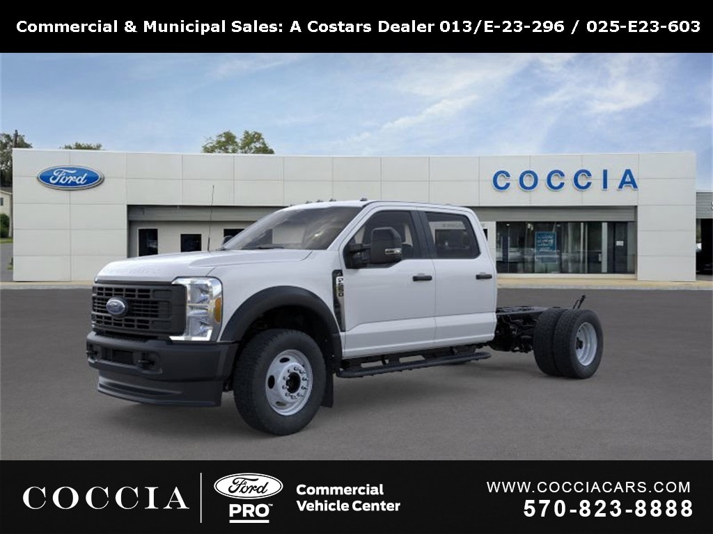 2025 Ford F-550 Super Duty Chassis Cab XL's photo