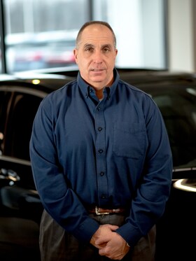 Staff member Jim Bufalino from ID_837b8a127ba6