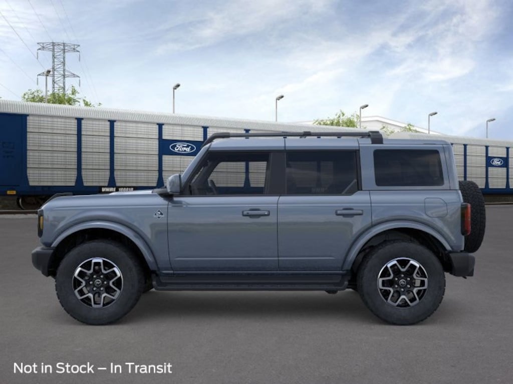 New 2025 Ford Bronco Outer Banks SUV
