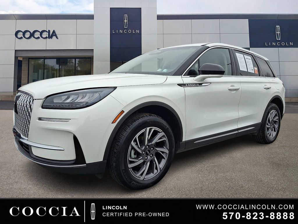2023 Lincoln Corsair AWD's photo