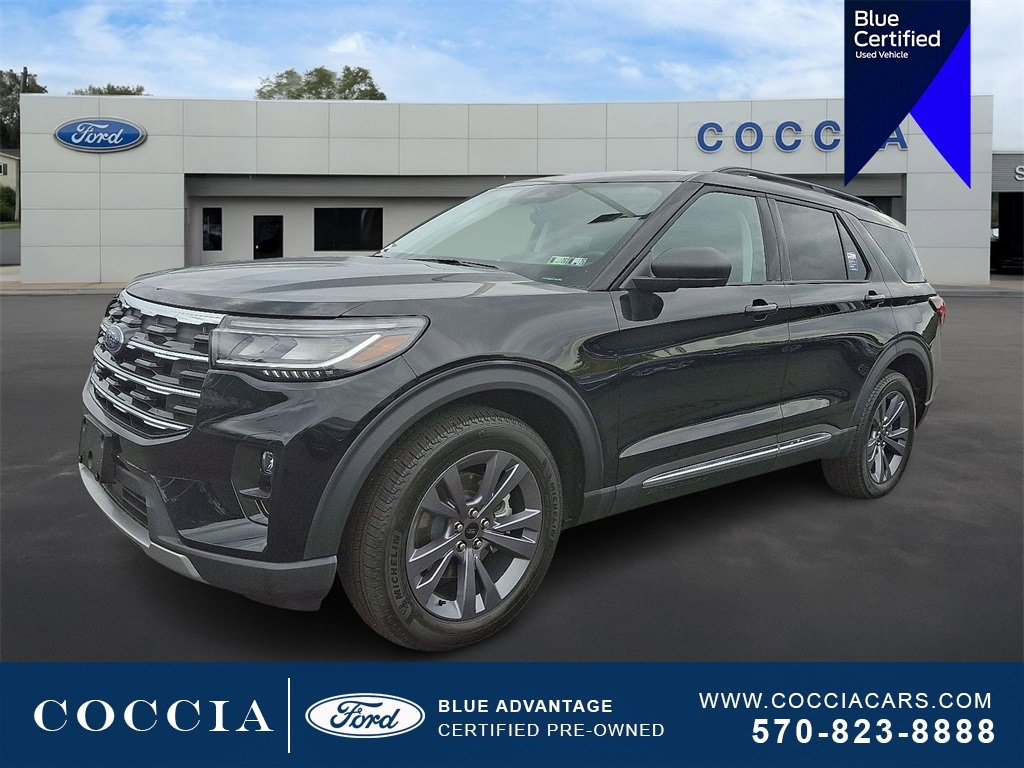 2025 Ford Explorer Active's photo