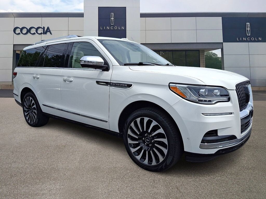 Certified 2022 Lincoln Navigator Black Label SUV