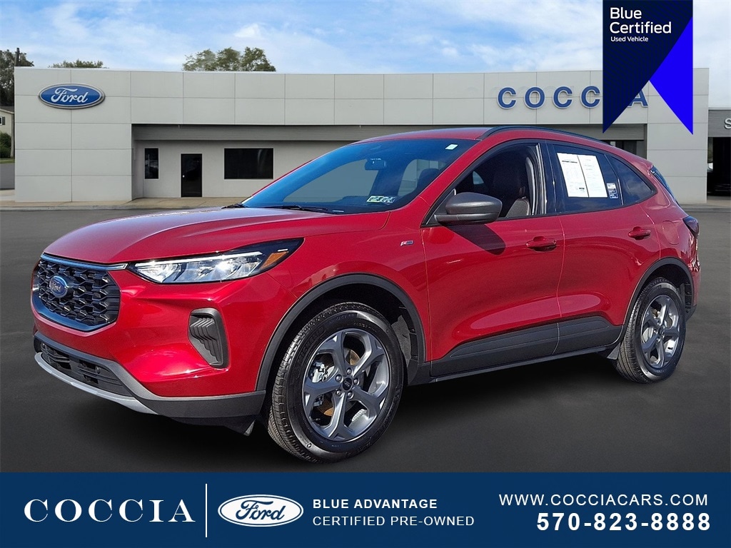 2025 Ford Escape ST-Line's photo