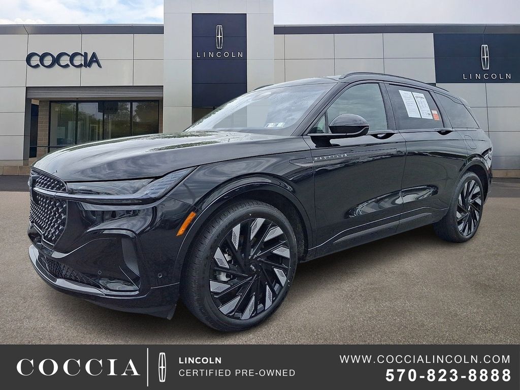 2024 Lincoln Nautilus Reserve AWD's photo