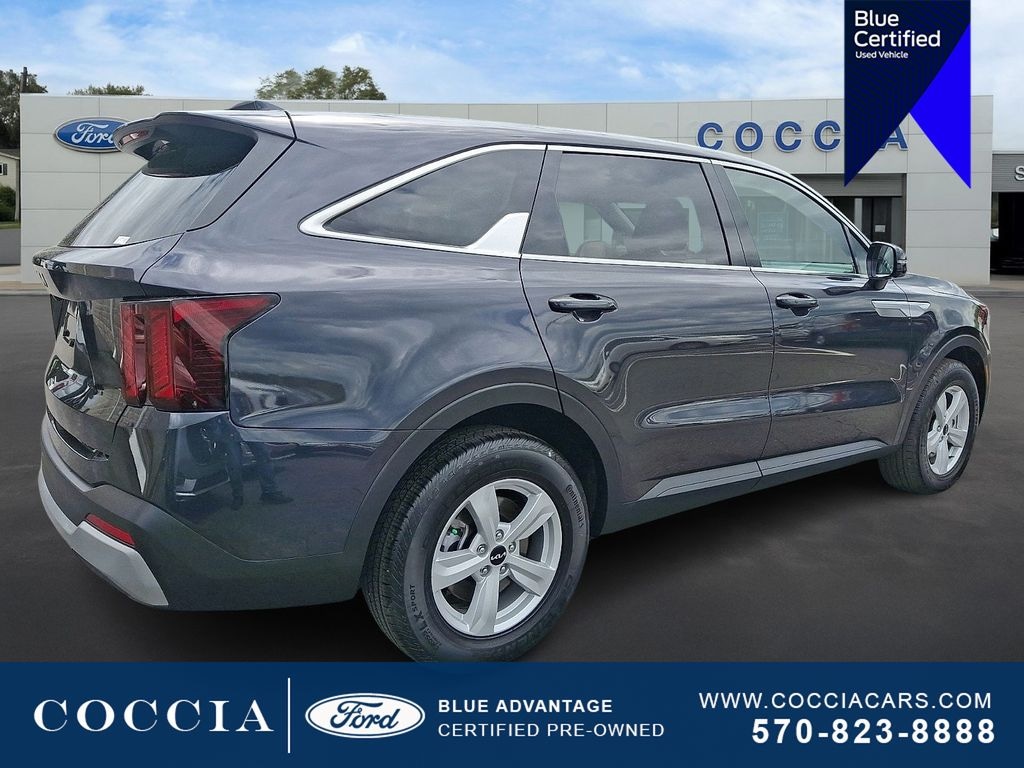 Certified 2025 Kia Sorento LX SUV