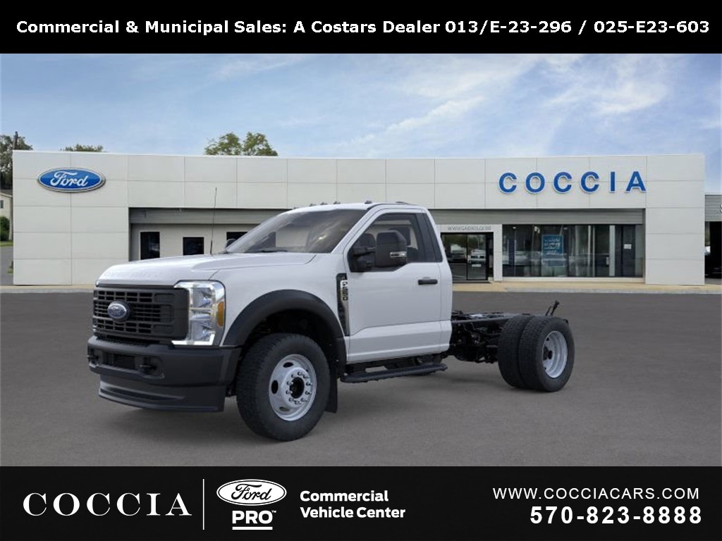 2026 Ford F-550 Super Duty Chassis Cab XL's photo