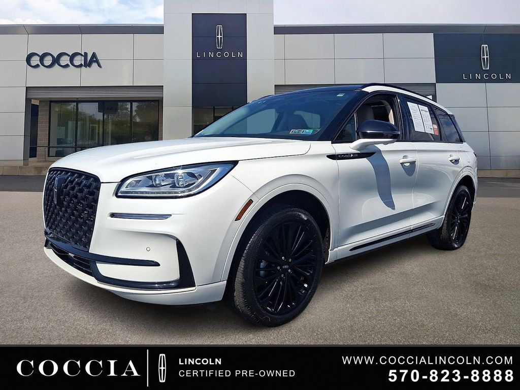 2024 Lincoln Corsair Reserve AWD's photo