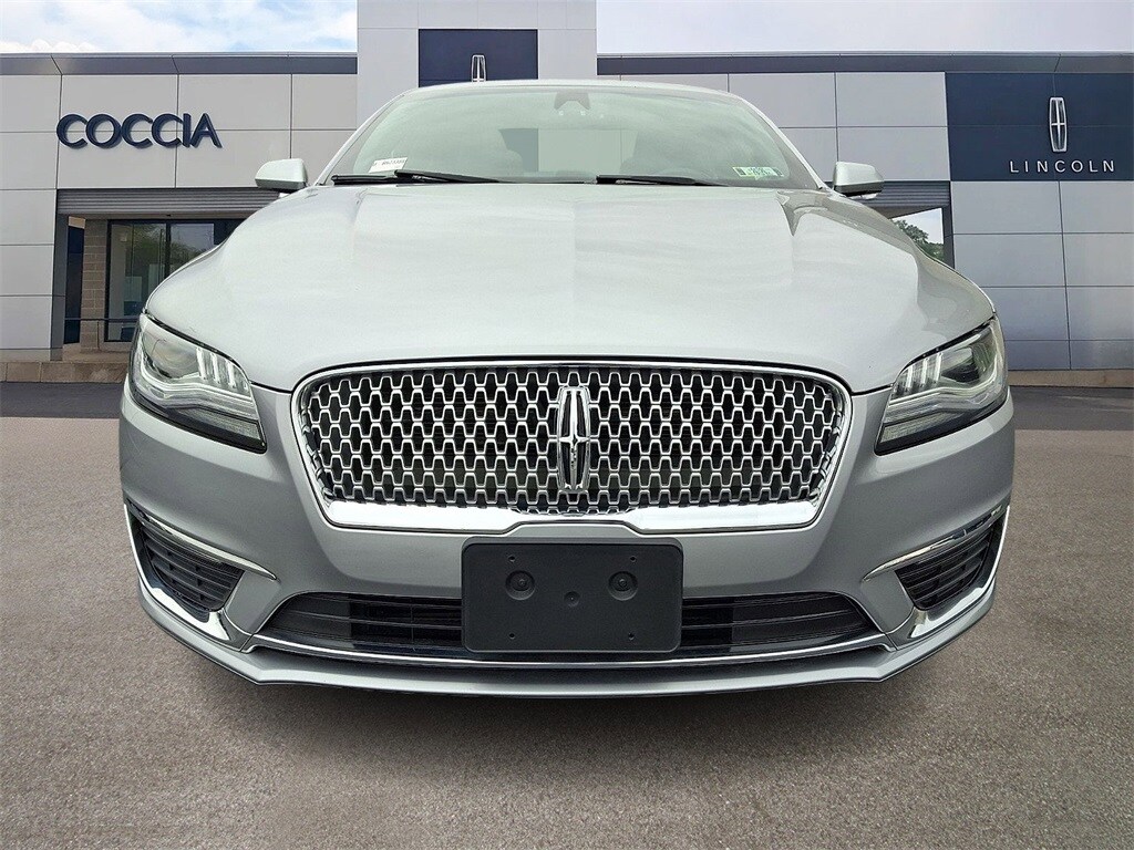 2020 Lincoln MKZ Standard photo 2