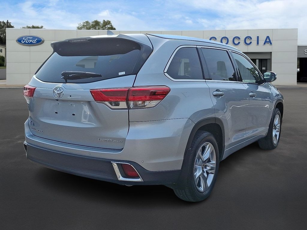 Used 2019 Toyota Highlander Limited SUV