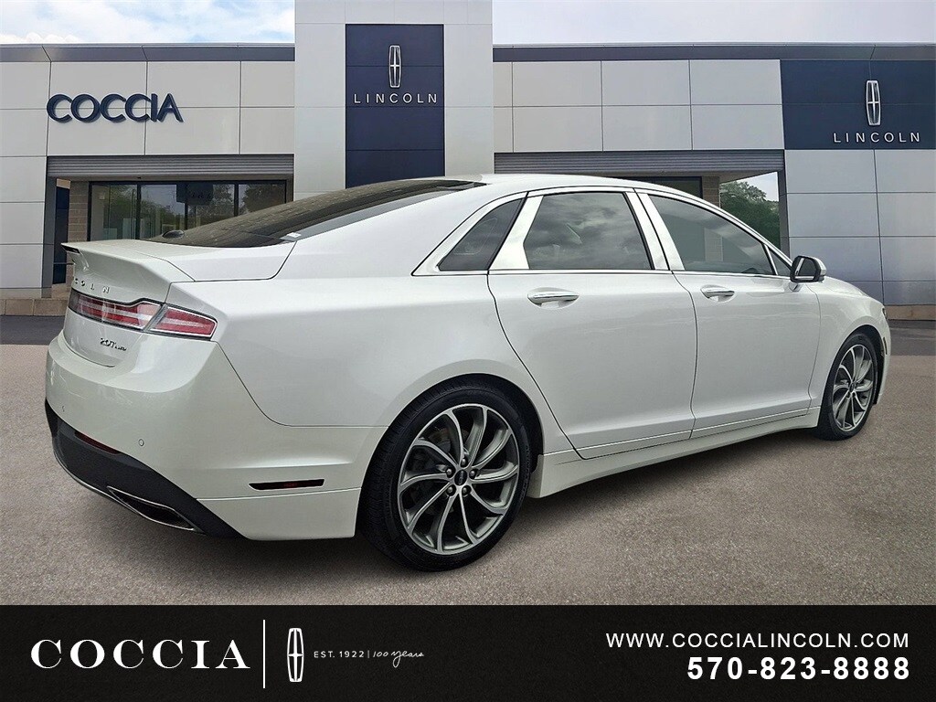 2019 Lincoln MKZ Reserve photo 2