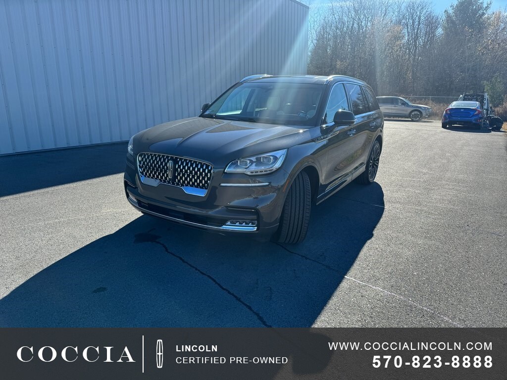2023 Lincoln Aviator Black Label photo 3