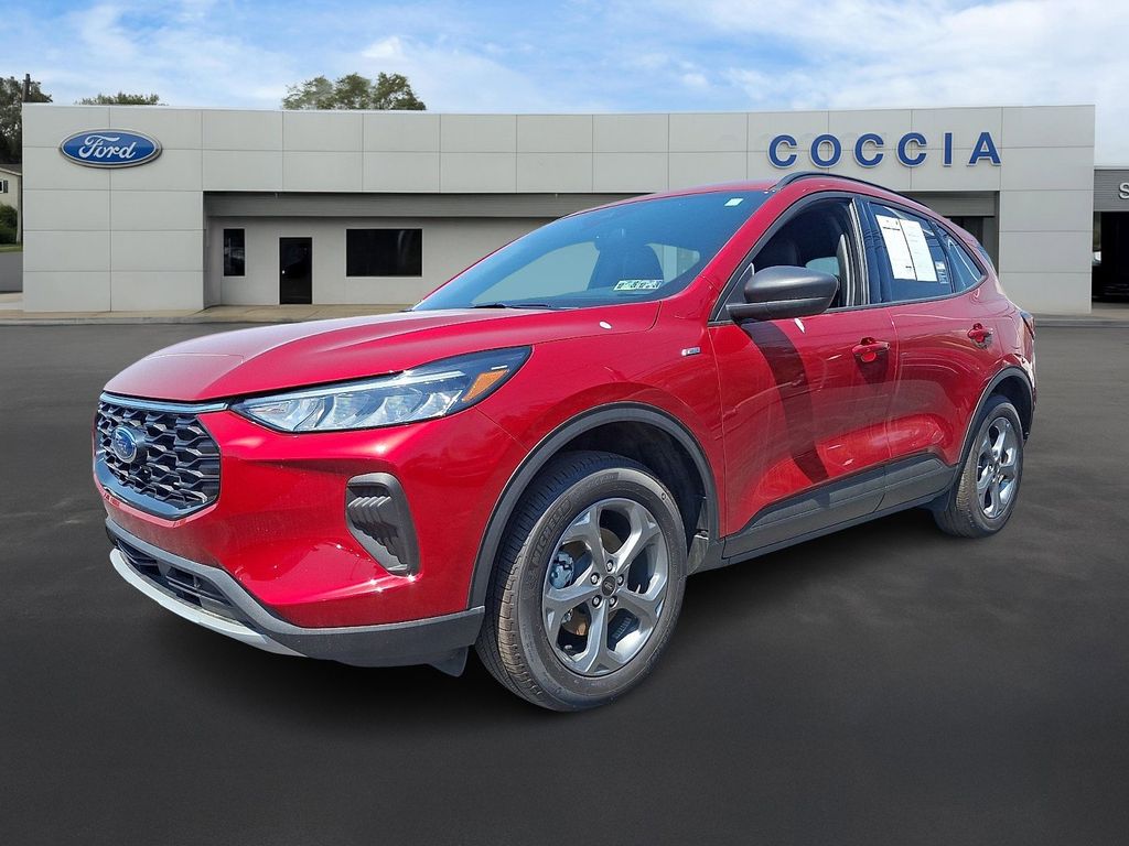 2025 Ford Escape ST-Line AWD's photo