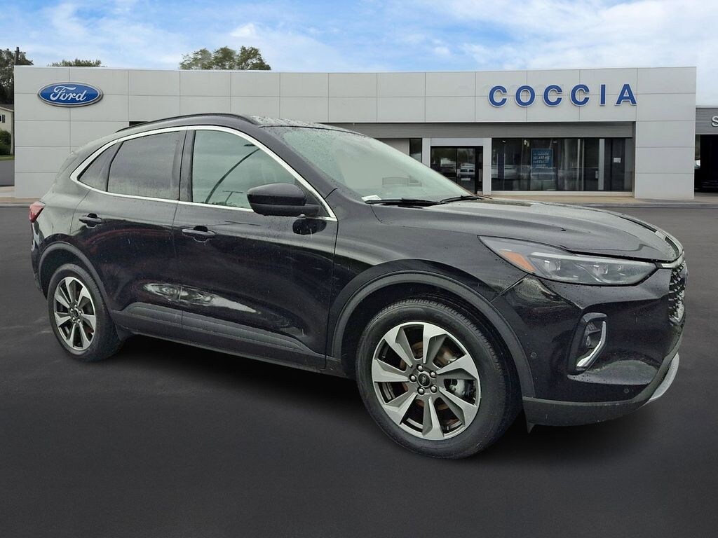 Certified 2023 Ford Escape Platinum SUV