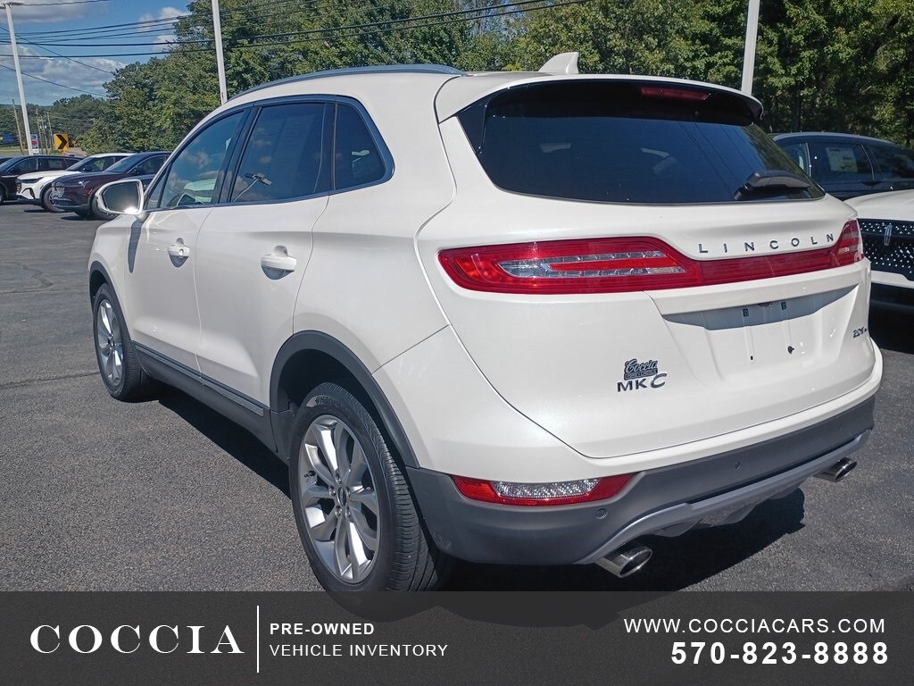 2018 Lincoln MKC Select photo 2