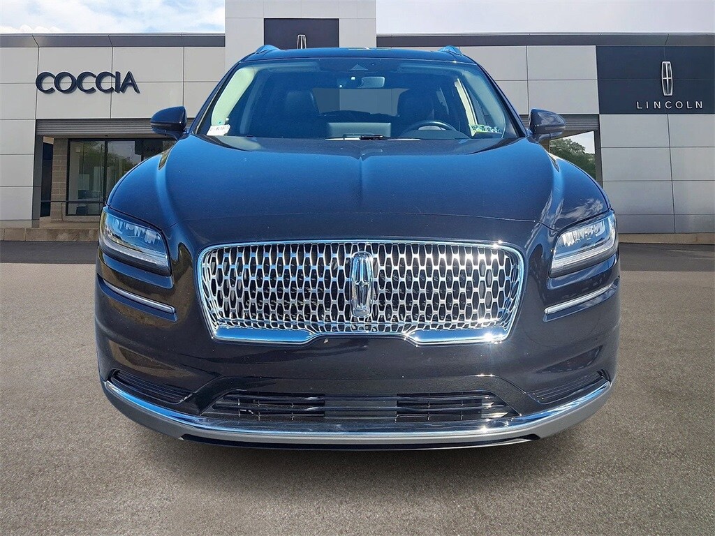 2022 Lincoln Nautilus Reserve photo 2