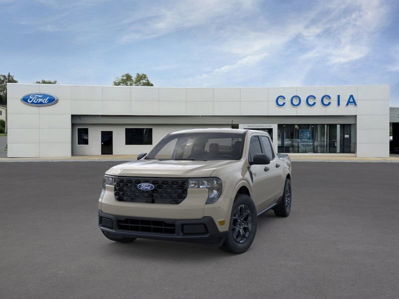 2025 Ford Maverick XLT photo 2