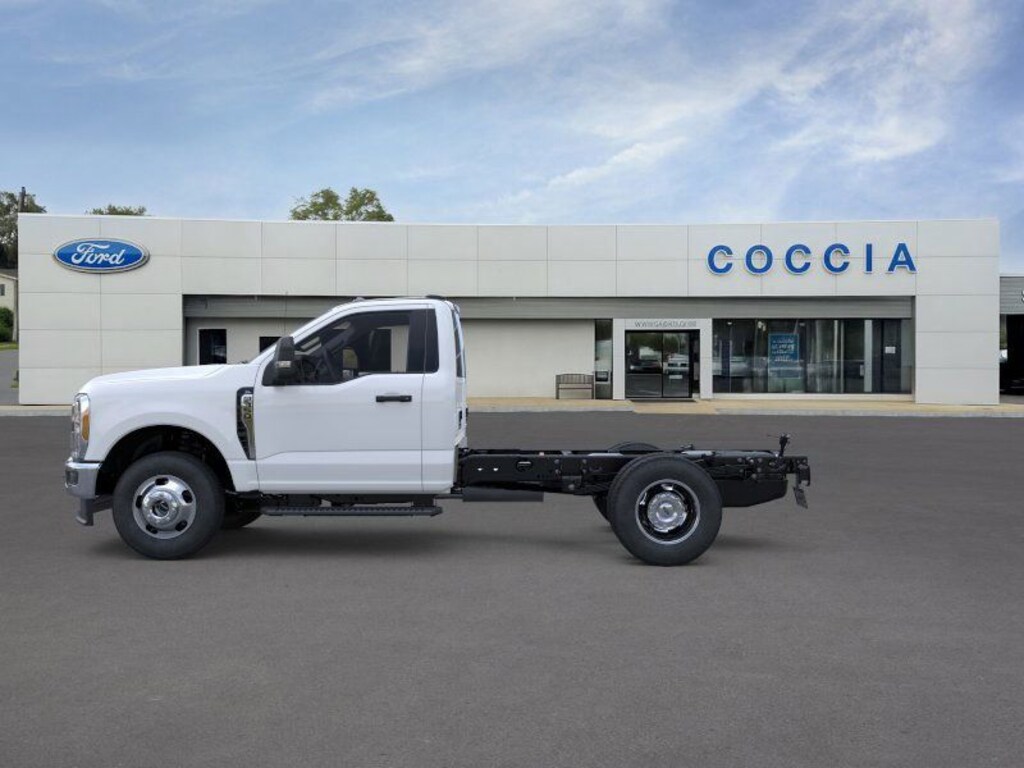 New 2026 Ford Chassis Cab F-350 XL Truck Regular Cab