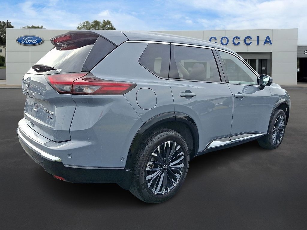 Used 2024 Nissan Rogue Platinum SUV