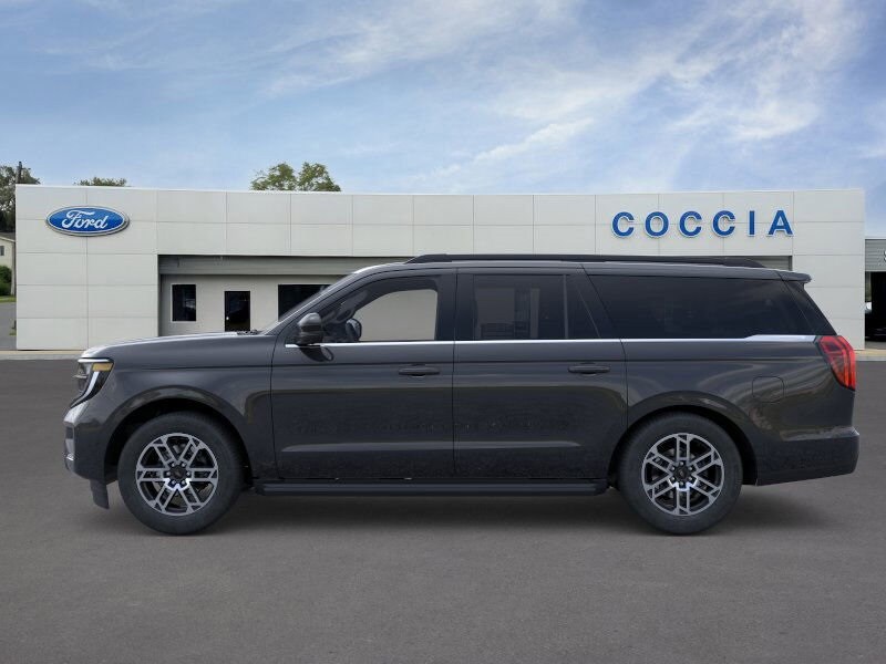 2025 Ford Expedition MAX photo 3