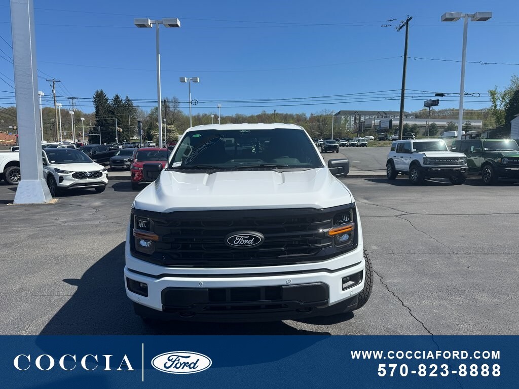 2025 Ford F-150 XLT photo 2