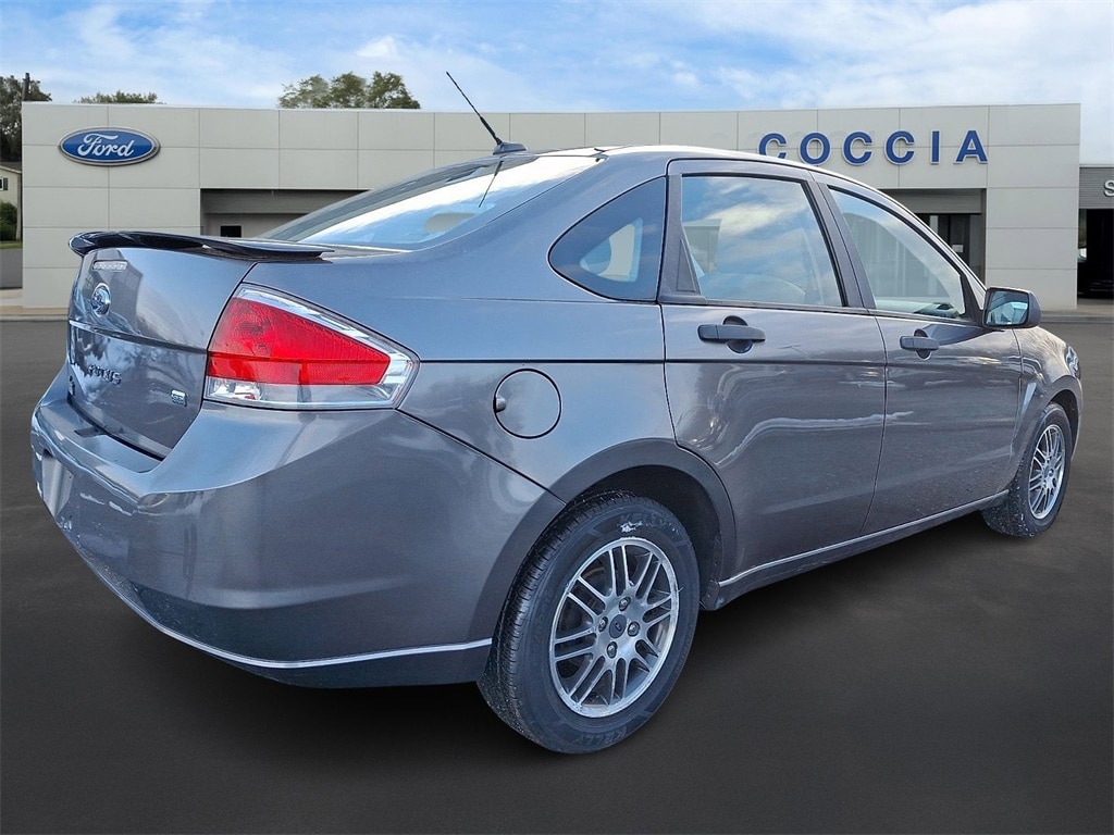 Used 2010 Ford Focus SE Sedan