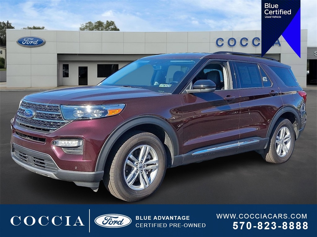 2023 Ford Explorer XLT's photo