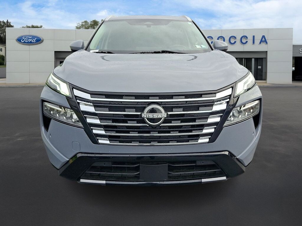 Used 2024 Nissan Rogue Platinum SUV