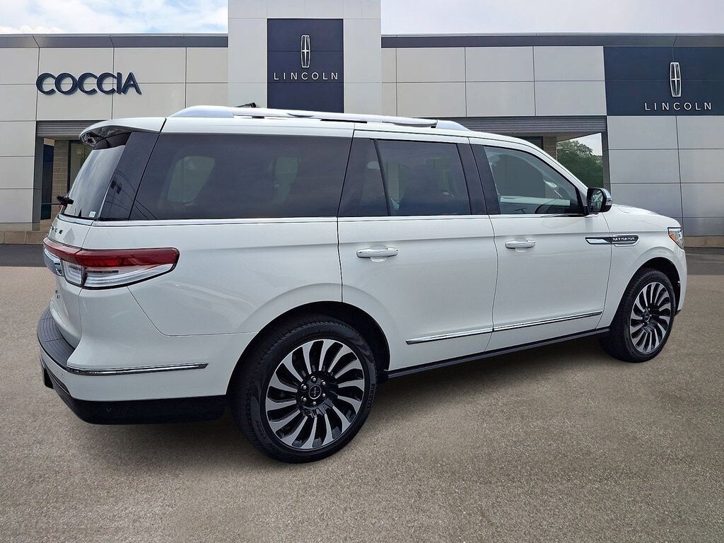 Certified 2022 Lincoln Navigator Black Label SUV
