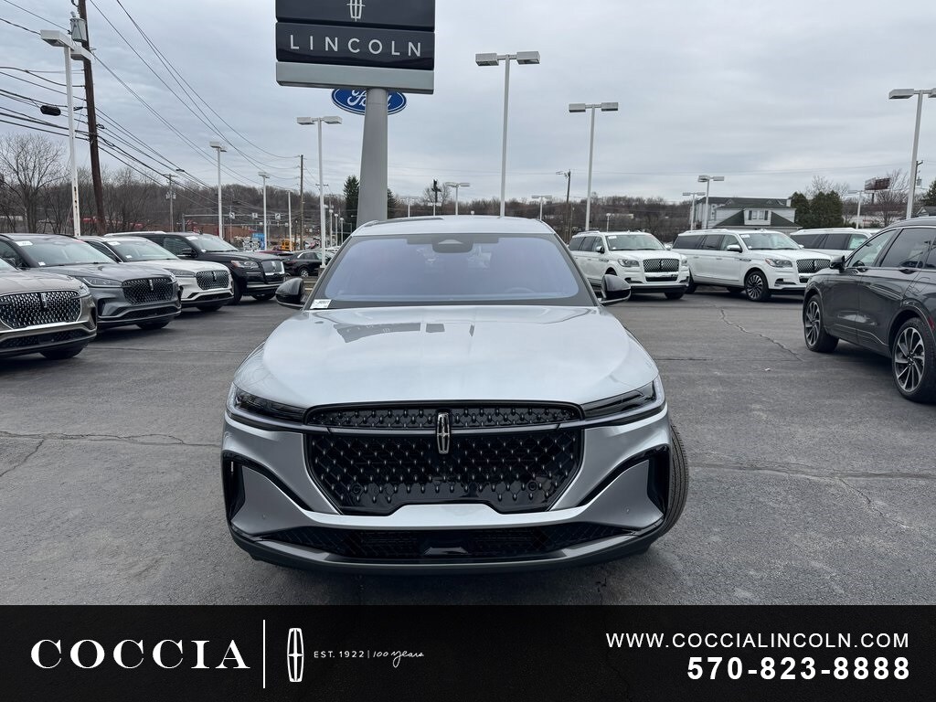 2025 Lincoln Nautilus Premiere photo 2