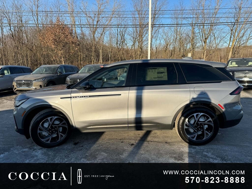 2025 Lincoln Nautilus Premiere photo 3