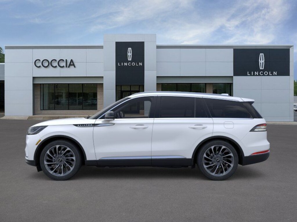 New 2026 Lincoln Aviator