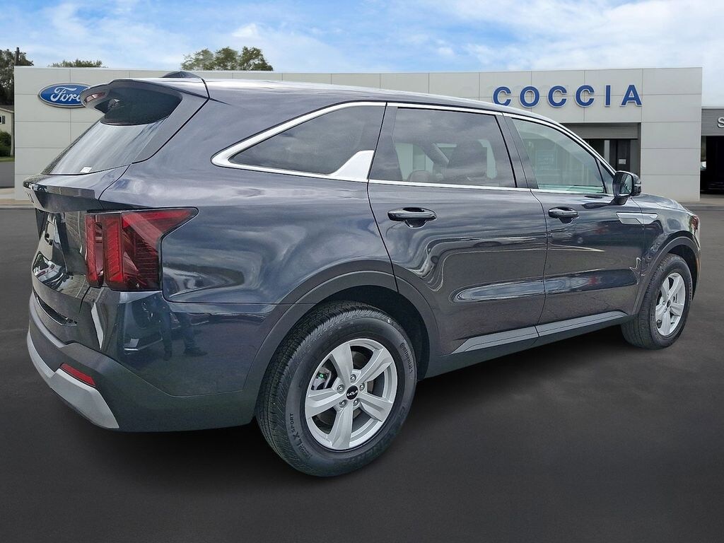 Certified 2025 Kia Sorento LX SUV