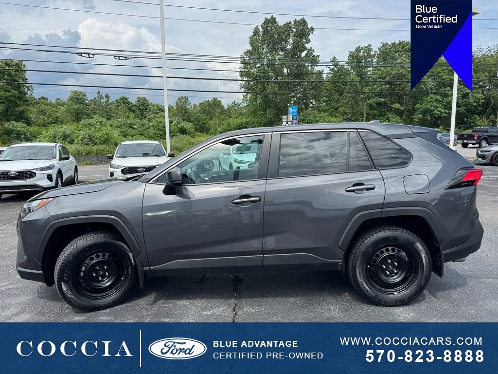 2023 Toyota RAV4 LE photo 4