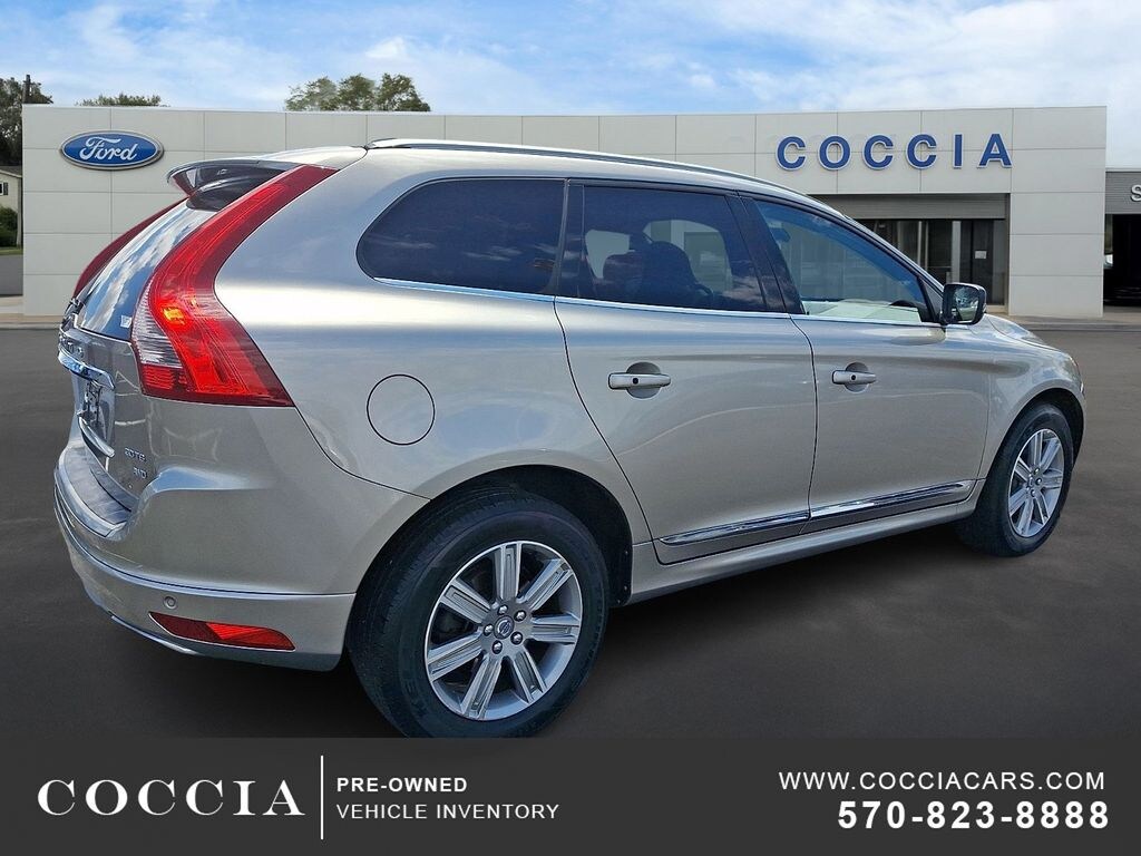 Used 2016 Volvo XC60 T6 Platinum SUV