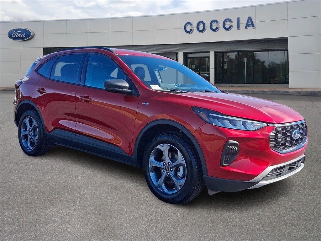 2025 Ford Escape ST-Line photo 3