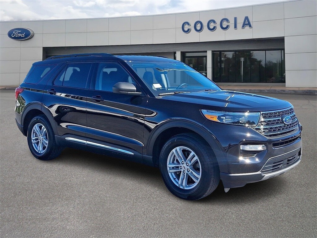 2022 Ford Explorer XLT photo 3