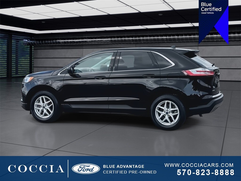 2022 Ford Edge SEL photo 3
