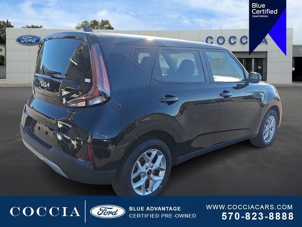 Certified 2023 Kia Soul LX Hatchback